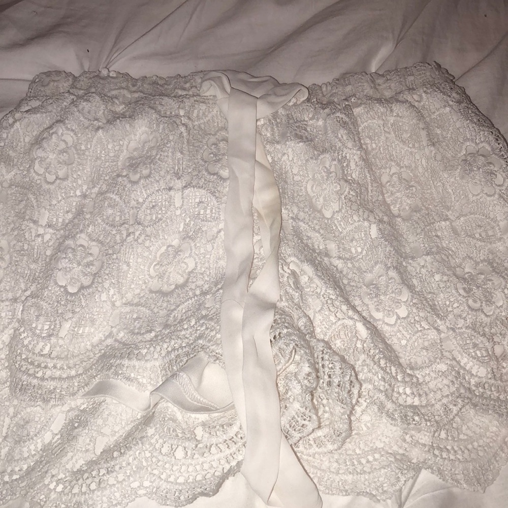 Blue pepper Size Large Crochet Lace Shorts